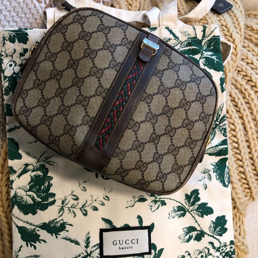 Vintage GUCCI Purse/Pouch-All original zipper pulls/crest stamp